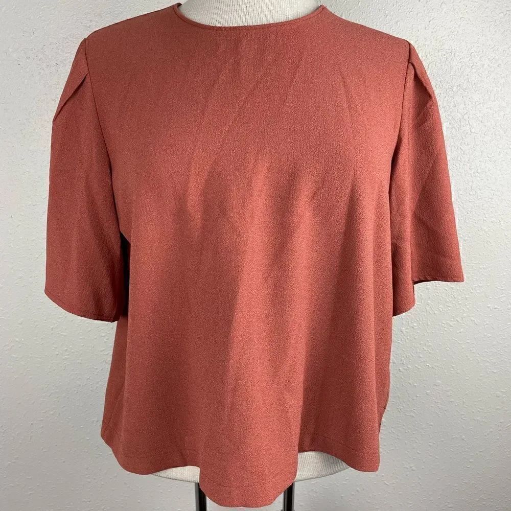 Elodie Short Sleeve Burnt Orange Top Size M EUC